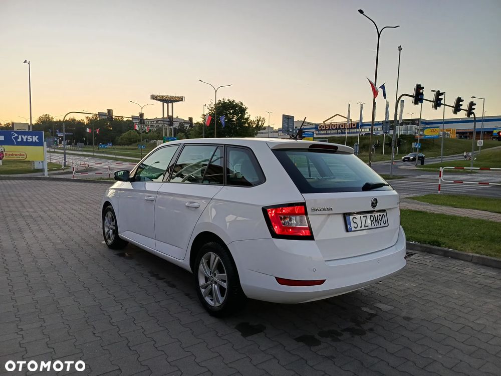 Skoda Fabia 1.0 TSI Ambition - 1