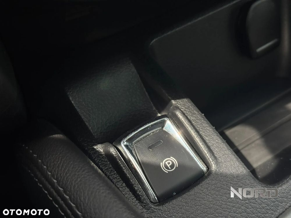 Nissan Qashqai 1.2 DIG-T Tekna EU6 - 31