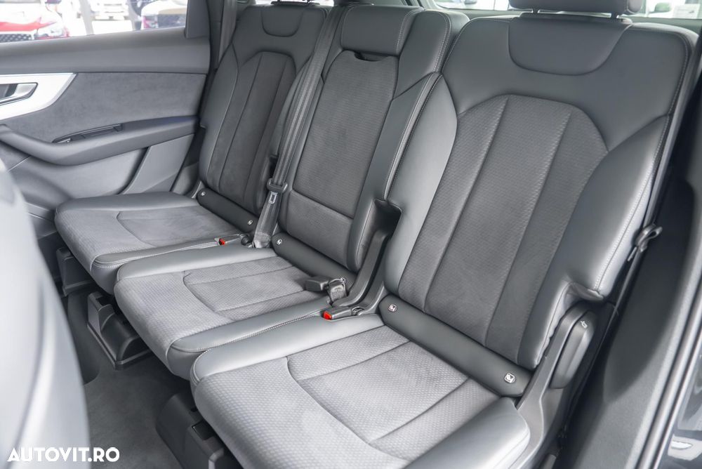Audi Q7 55 TFSI quattro Tiptronic S line - 26