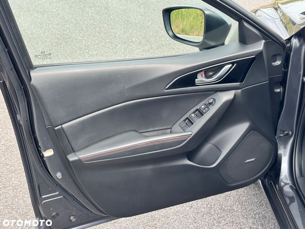 Mazda 3 - 30