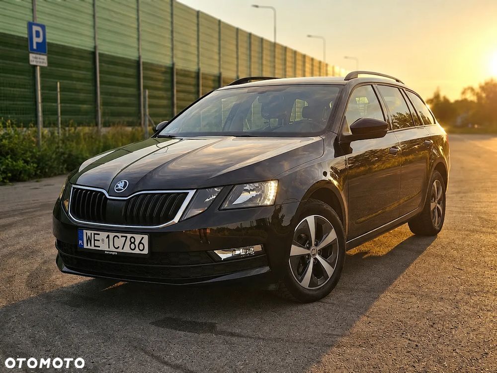 Skoda Octavia 2.0 TDI Ambition DSG - 2