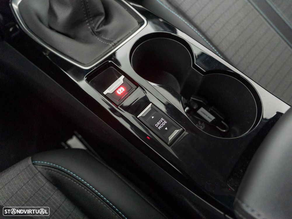 Peugeot 2008 1.5 BlueHDi Allure - 26