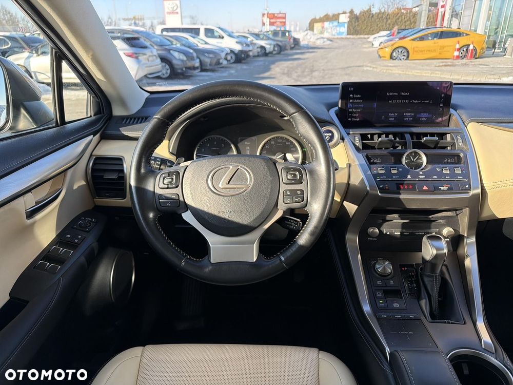 Lexus NX 300h Comfort AWD - 15