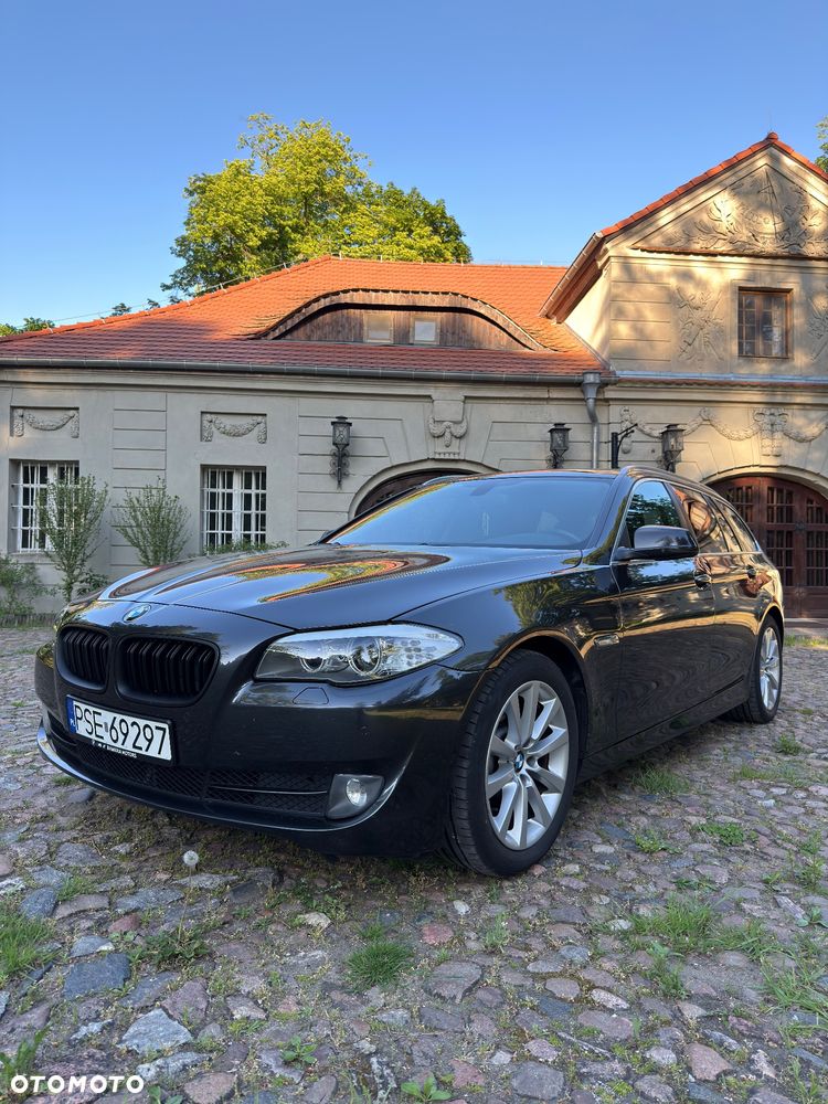 BMW Seria 5 520d Luxury Line - 12