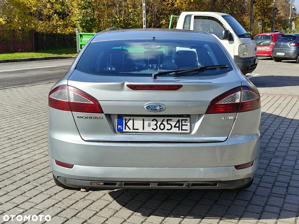 Ford Mondeo 2.0 TDCi Platinium X Plus (Titanium) - 34
