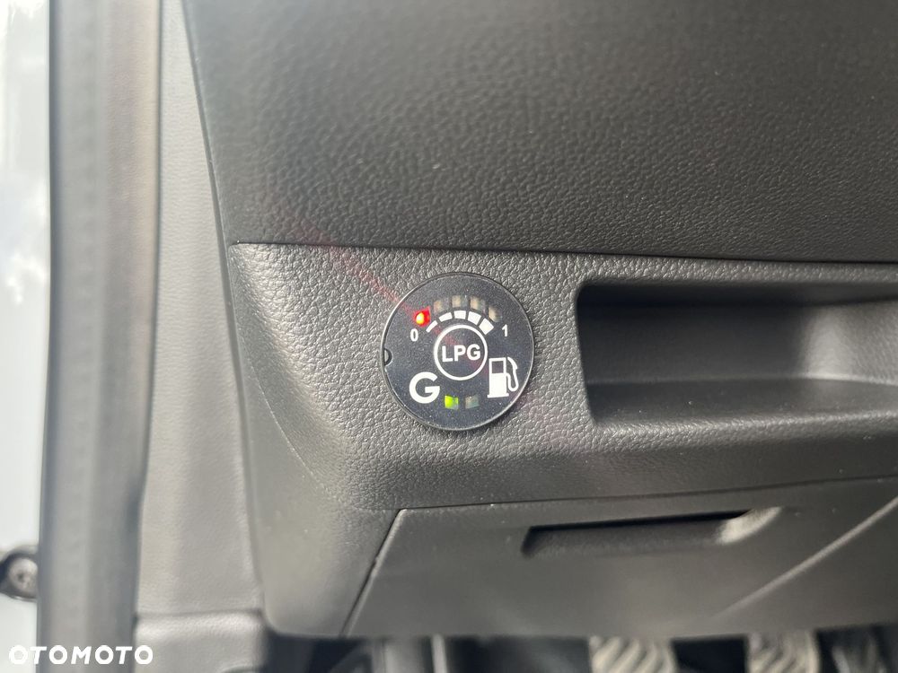 Renault Clio 1.0 TCe Evolution - 22
