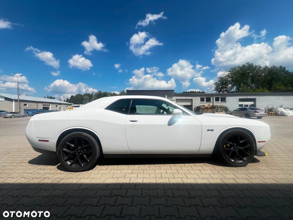 Dodge Challenger 5.7 R/T - 7