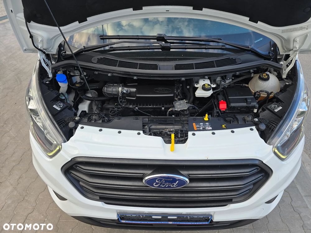 Ford Transit Custom 3 osobowy - 25