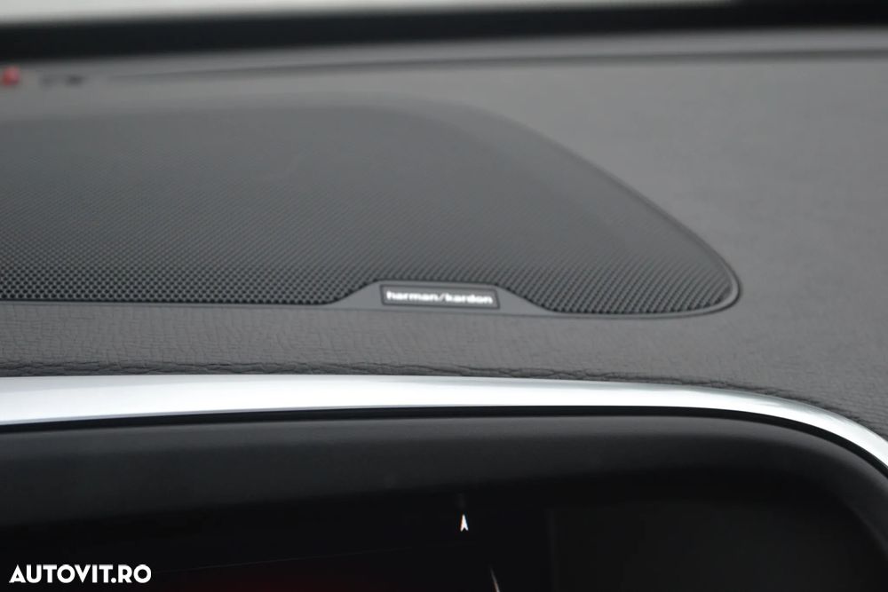 Volvo XC 60 D5 AWD Geartronic Summum - 30