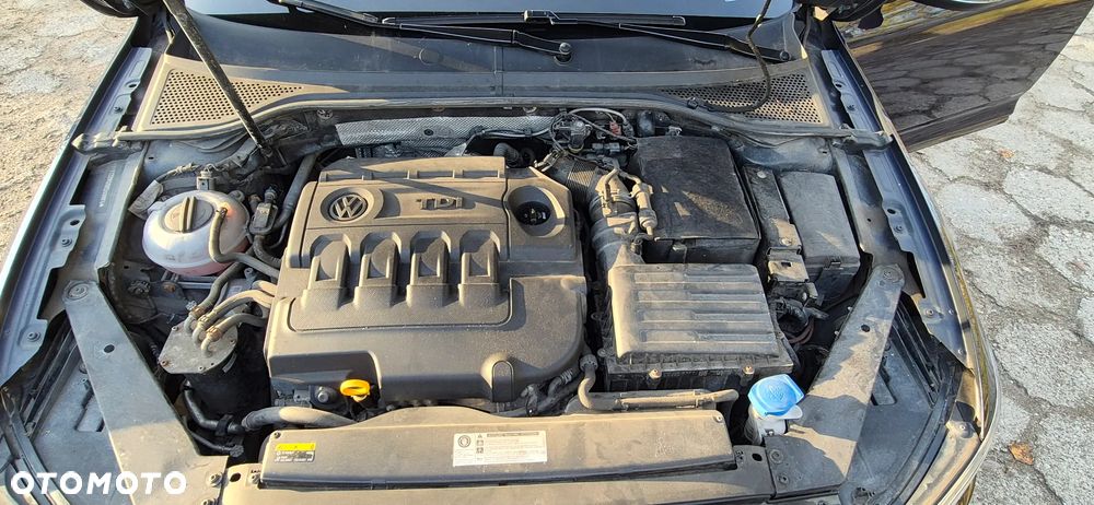 Volkswagen Passat 2.0 TDI BMT Comfortline - 26