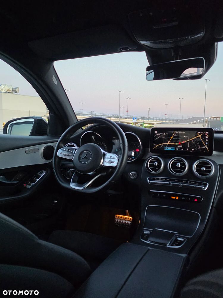 Mercedes-Benz GLC - 16