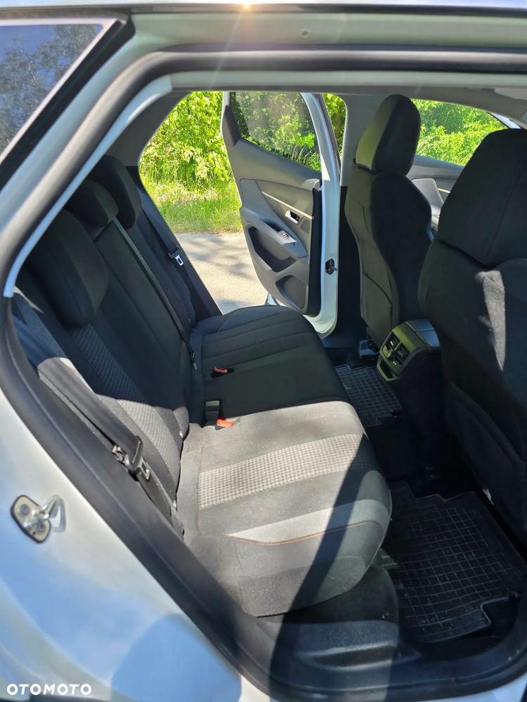 Peugeot 3008 BlueHDi 130 Stop & Start Allure - 22