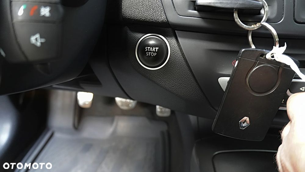 Renault Laguna 2.0 dCi NervaSport ESM - 23