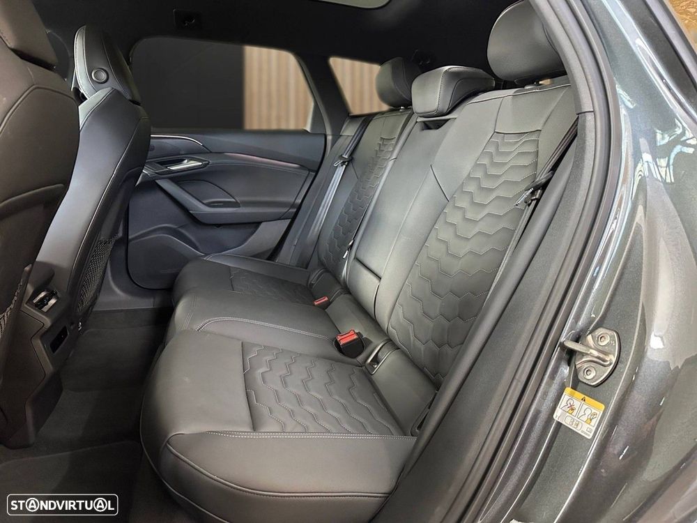 Audi A6 Avant e-tron performance S line business - 13