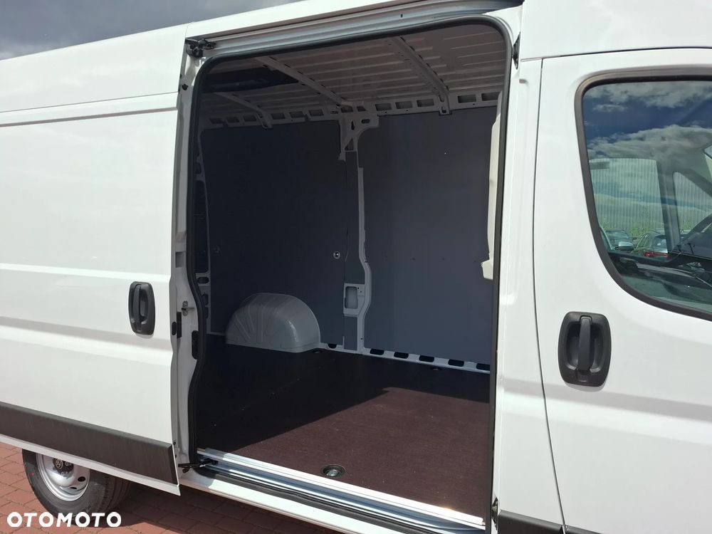 Toyota Proace Max - 8