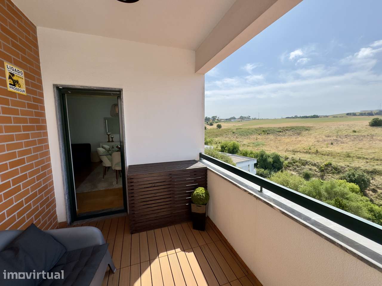 Apartamento T2 com garagem e arrecadação (Urbanização Colina do Golf) - Grande imagem: 5/20