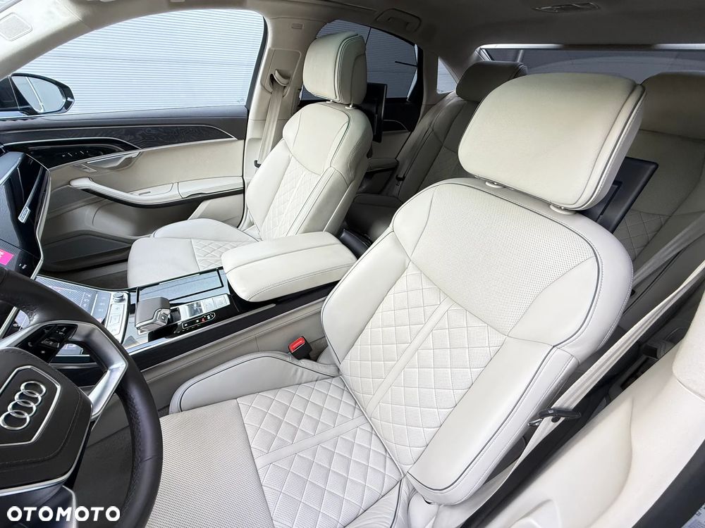 Audi A8 - 22