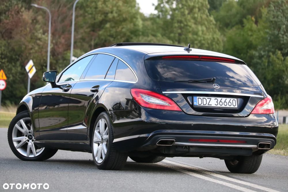 Mercedes-Benz CLS 350 CDI 4-Matic BlueEff - 29