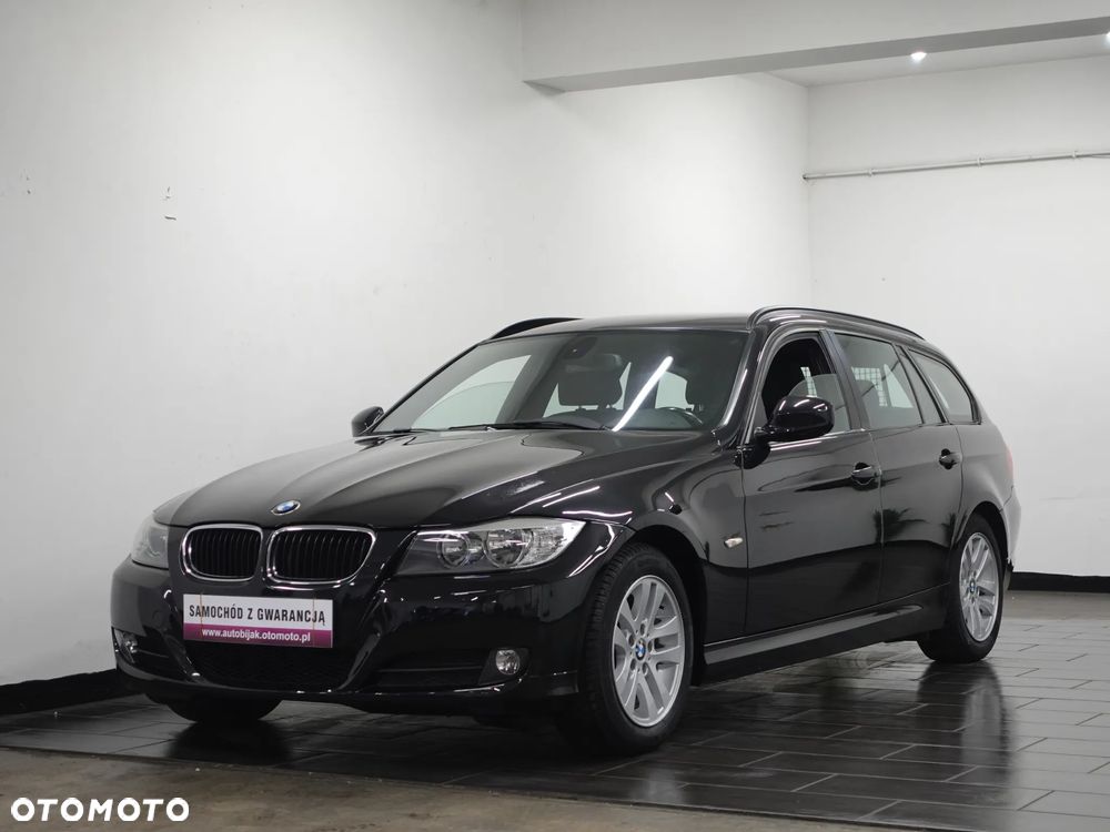 BMW Seria 3 318i - 1
