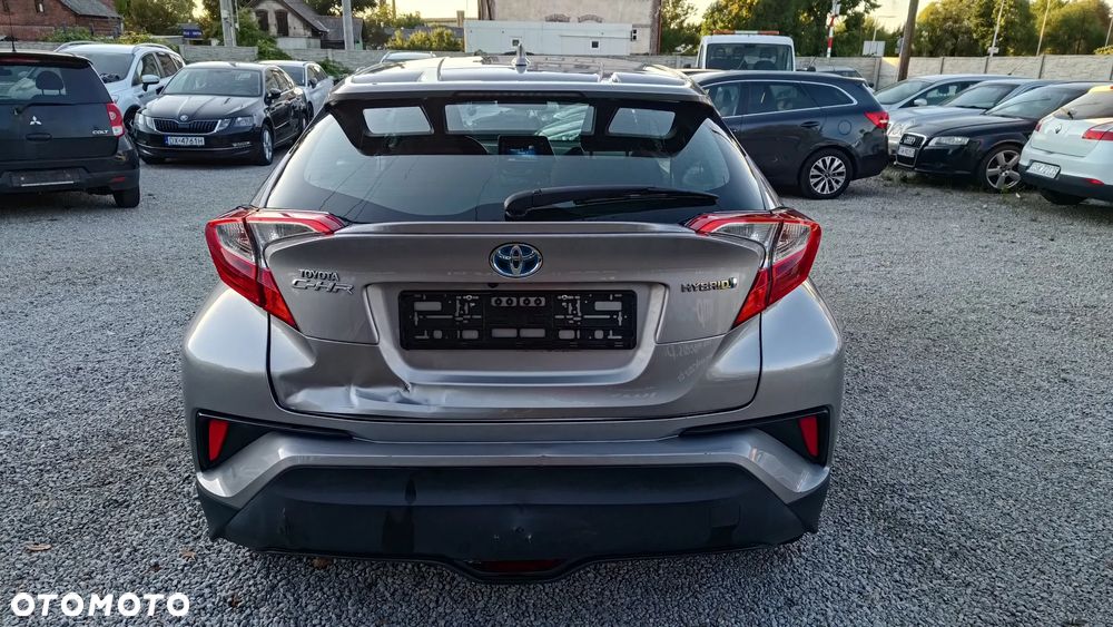 Toyota C-HR Lounge - 4