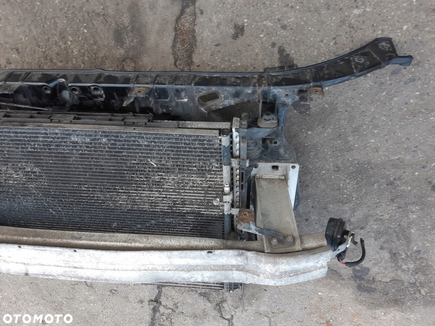 AUDI A5 8T A4 B8 PAS PRZEDNI WZMOCNIENIE CZOŁOWE CHŁODNICE BELKA MANUAL - 2