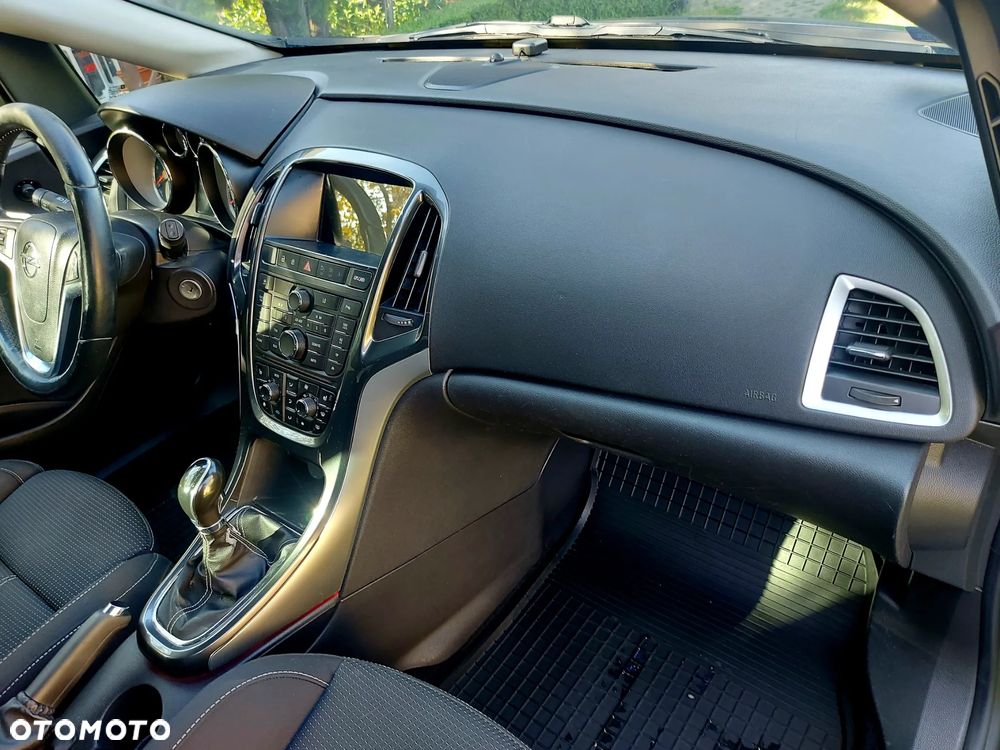 Opel Astra 2.0 CDTI Cosmo - 16