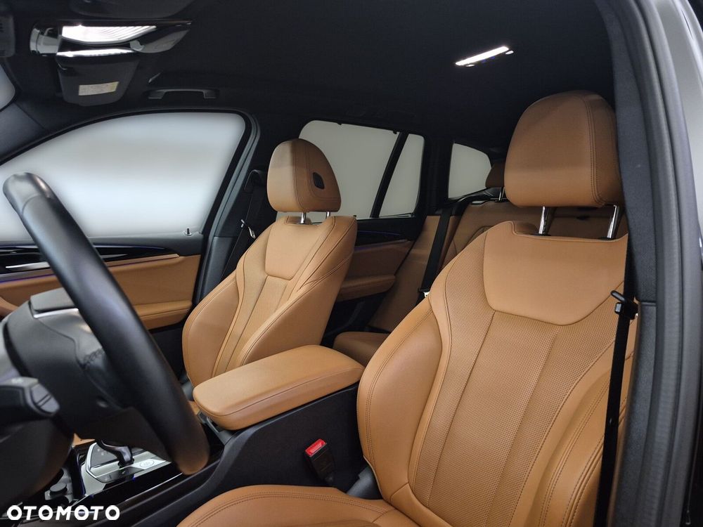 BMW X3 xDrive20d mHEV - 13