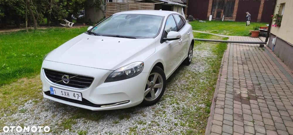 Volvo V40 - 23