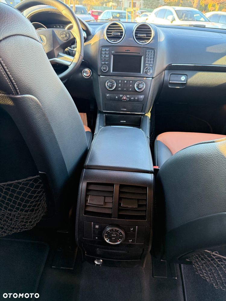 Mercedes-Benz GL 450 - 17
