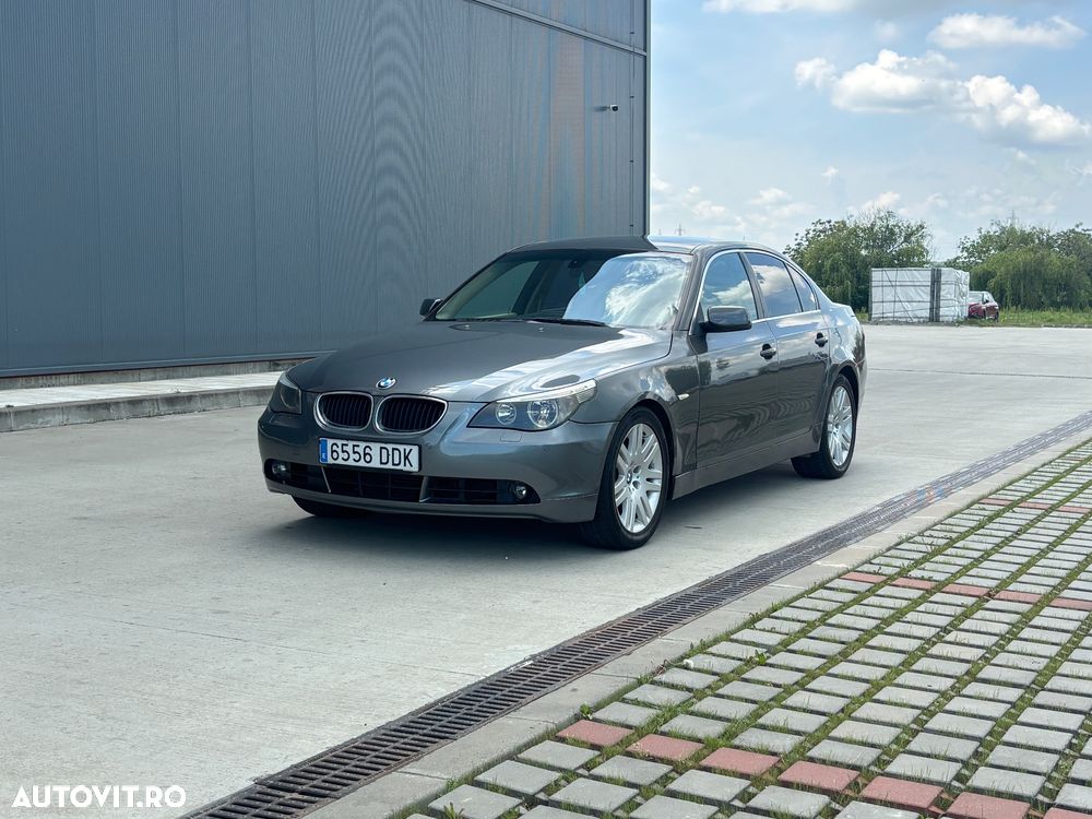 BMW Seria 5 525d Aut. - 11