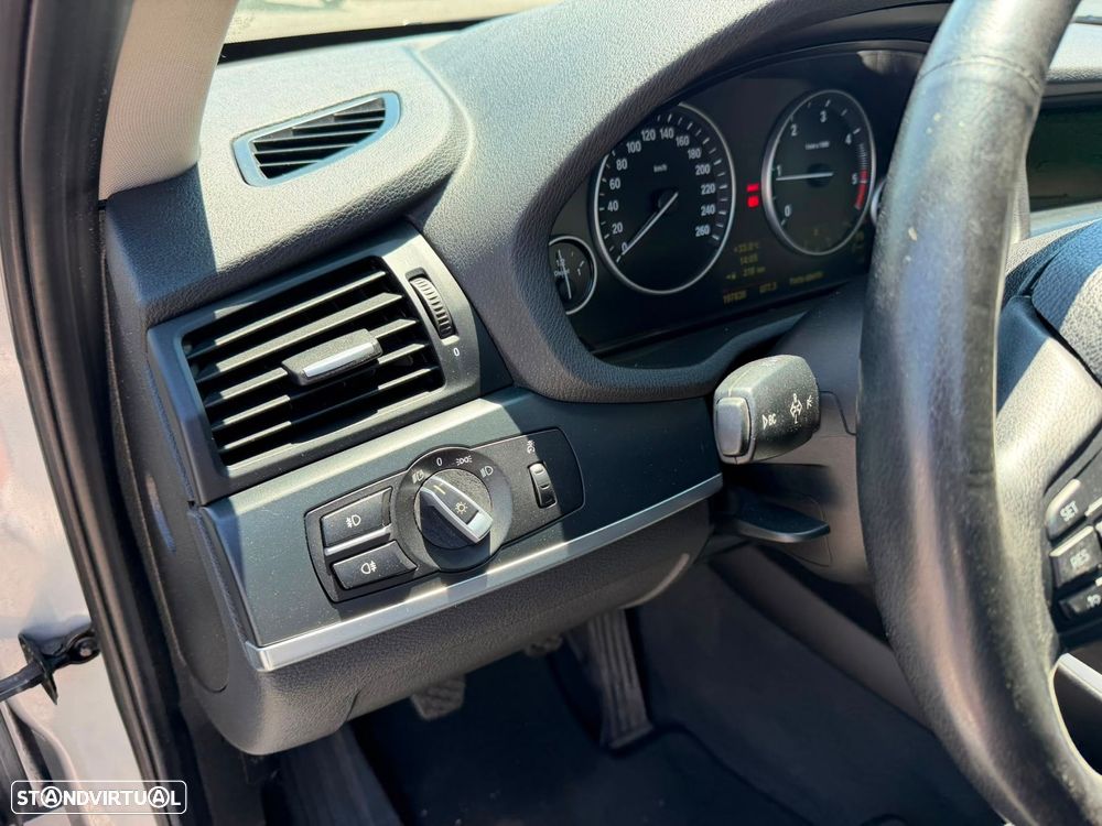 BMW X3 20 d xDrive - 34