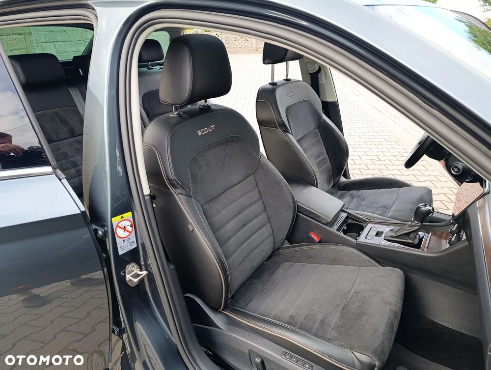 Skoda Superb 2.0 TDI 4x4 DSG Scout - 19