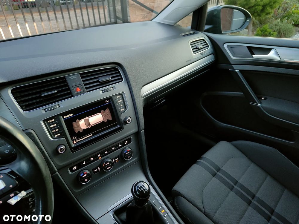 Volkswagen Golf Variant 2.0 TDI SCR Comfortline - 30