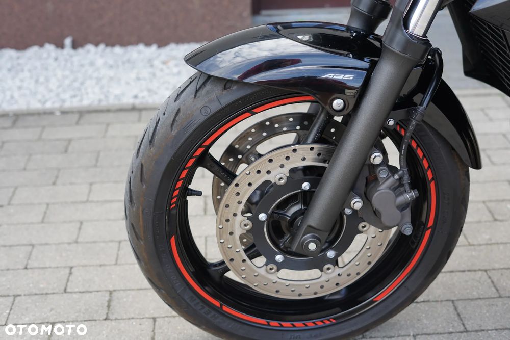 Yamaha XJ - 33