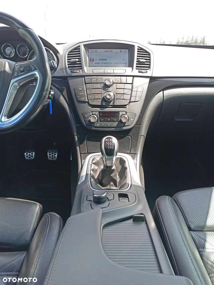 Opel Insignia - 15