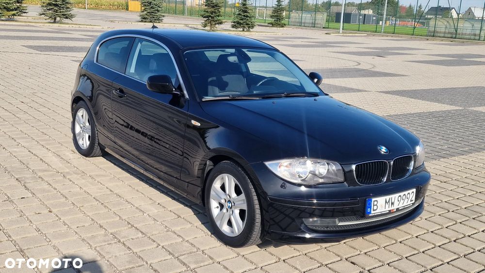 BMW Seria 1 118d DPF Edition Sport - 14