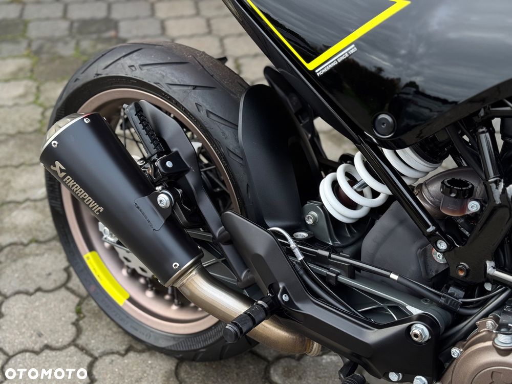 Husqvarna Vitpilen - 15