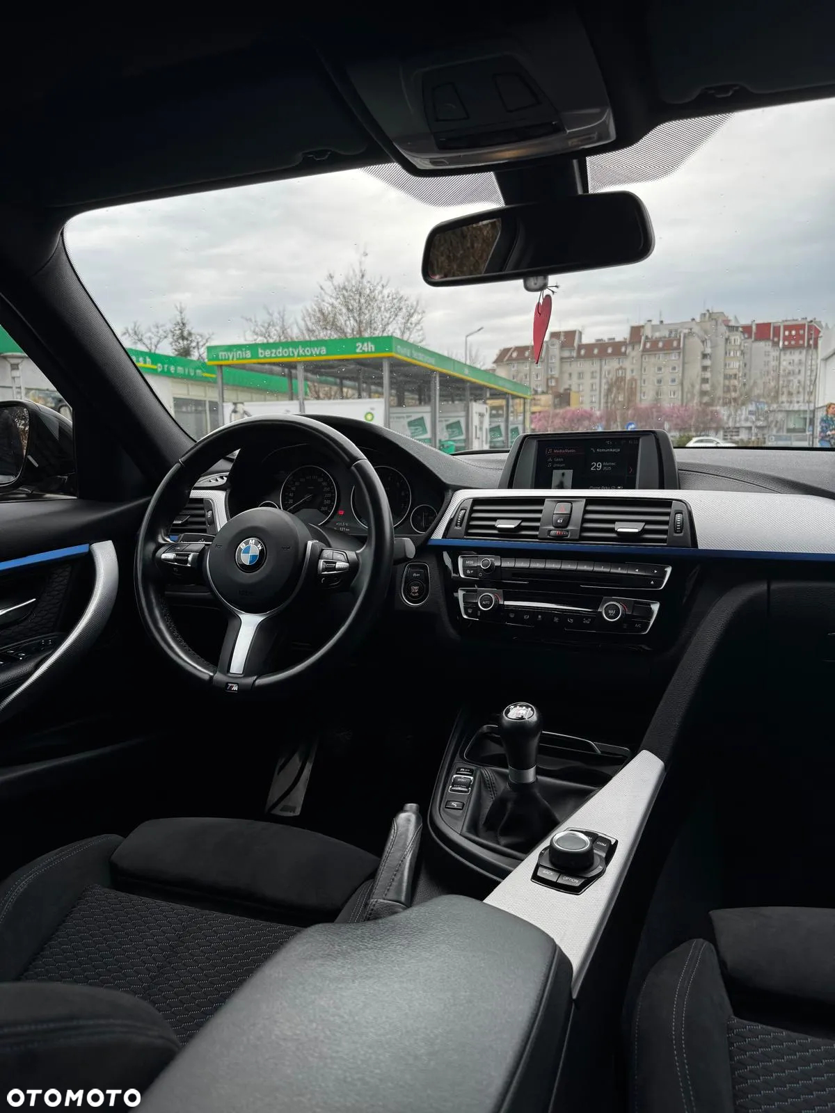 BMW Seria 3 330i M Sport Shadow - 6