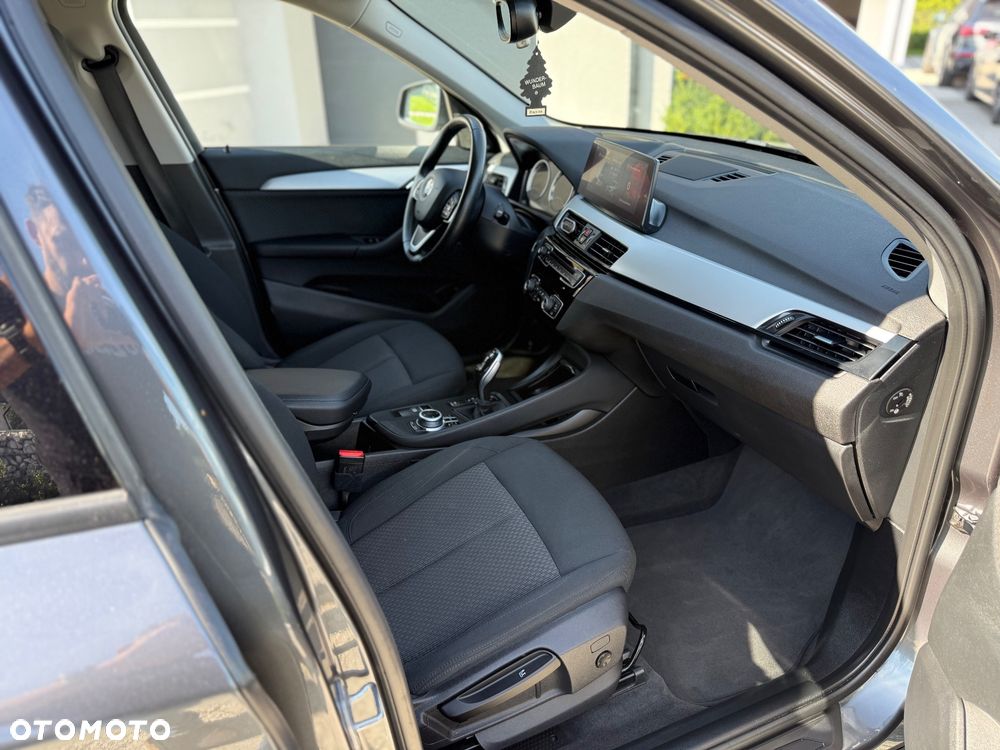 BMW X1 xDrive20d Advantage sport - 11