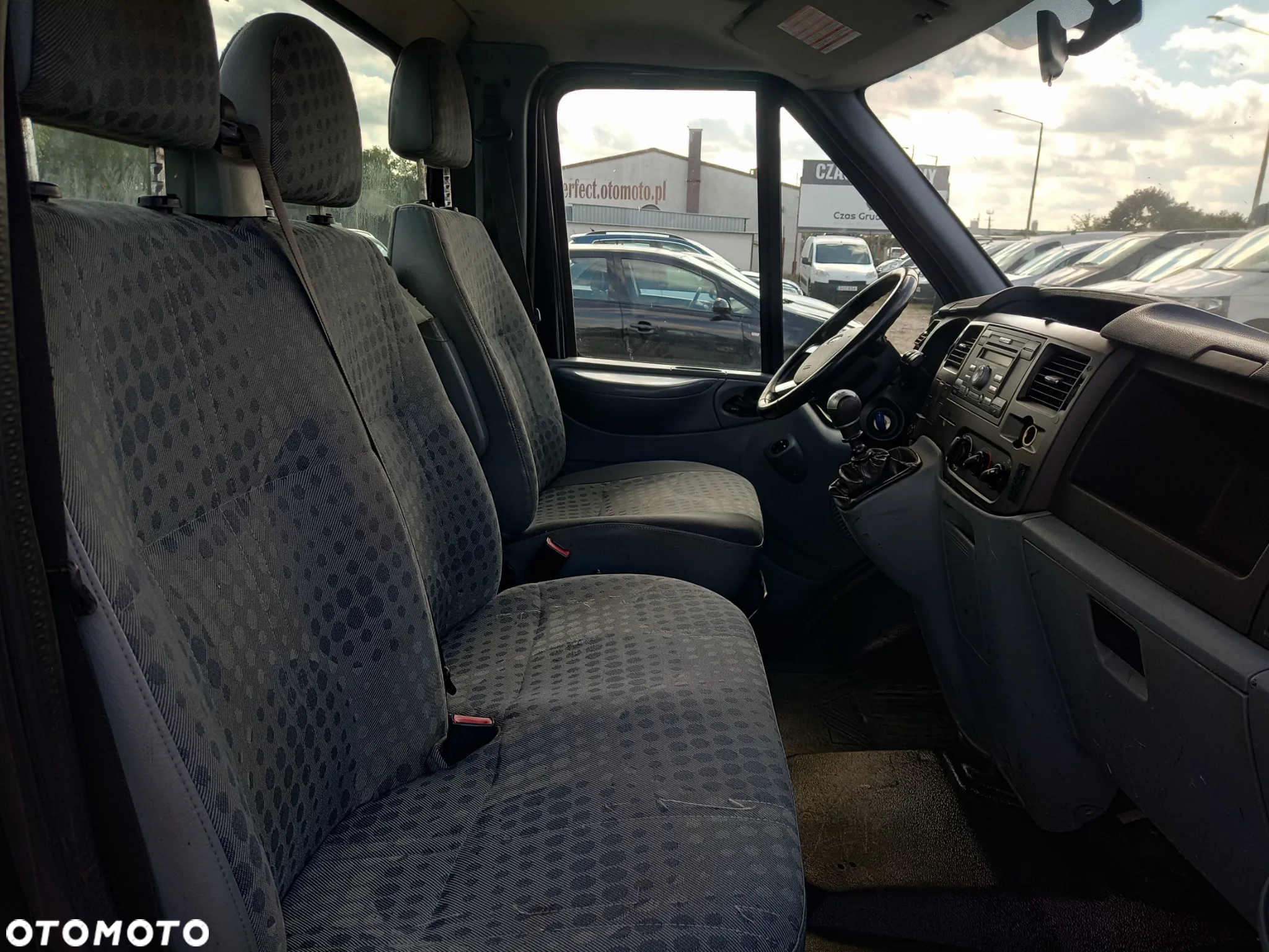 Ford Transit - 16