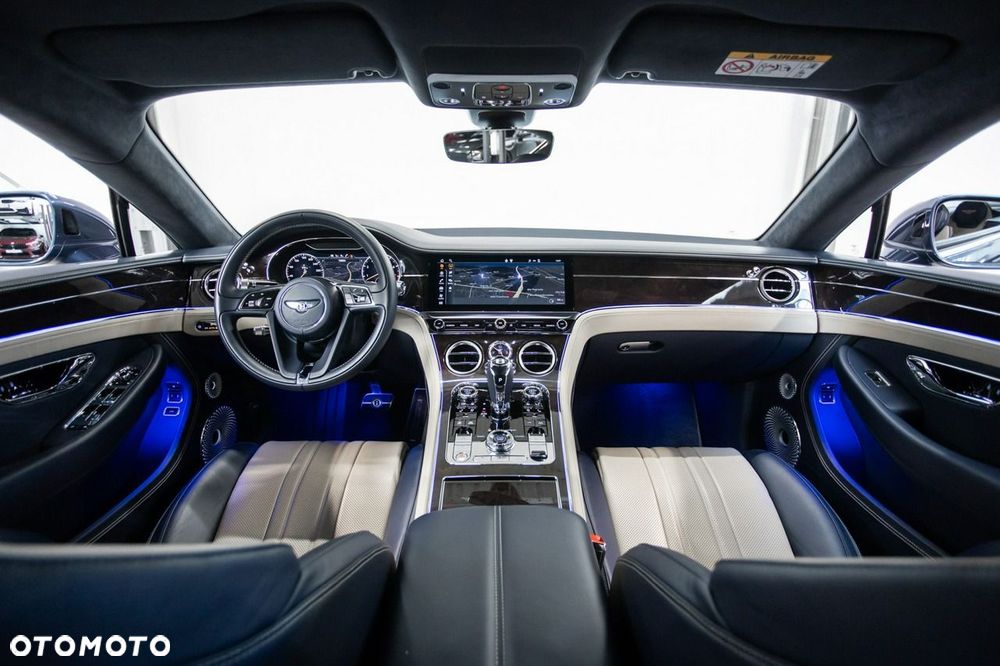 Bentley Continental GT V8 - 24