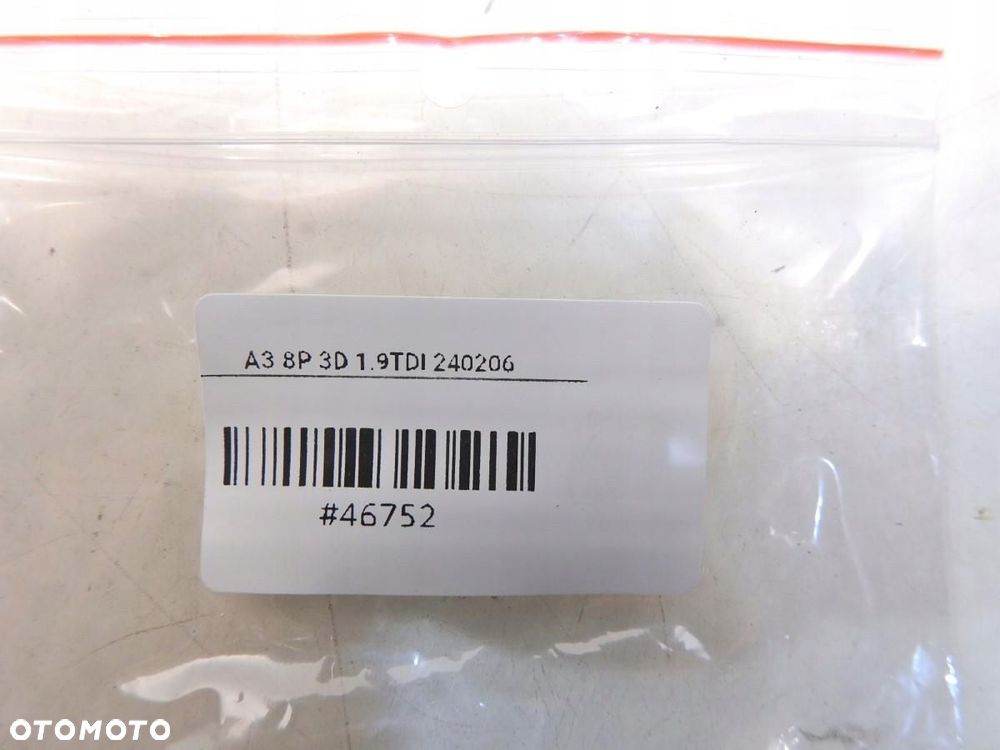 WZMACNIACZ ANTENY AUDI A3 8P 8P3035225B - 4