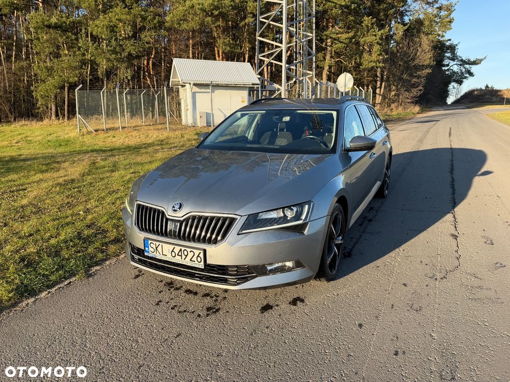 Skoda Superb 2.0 TDI Style DSG - 11