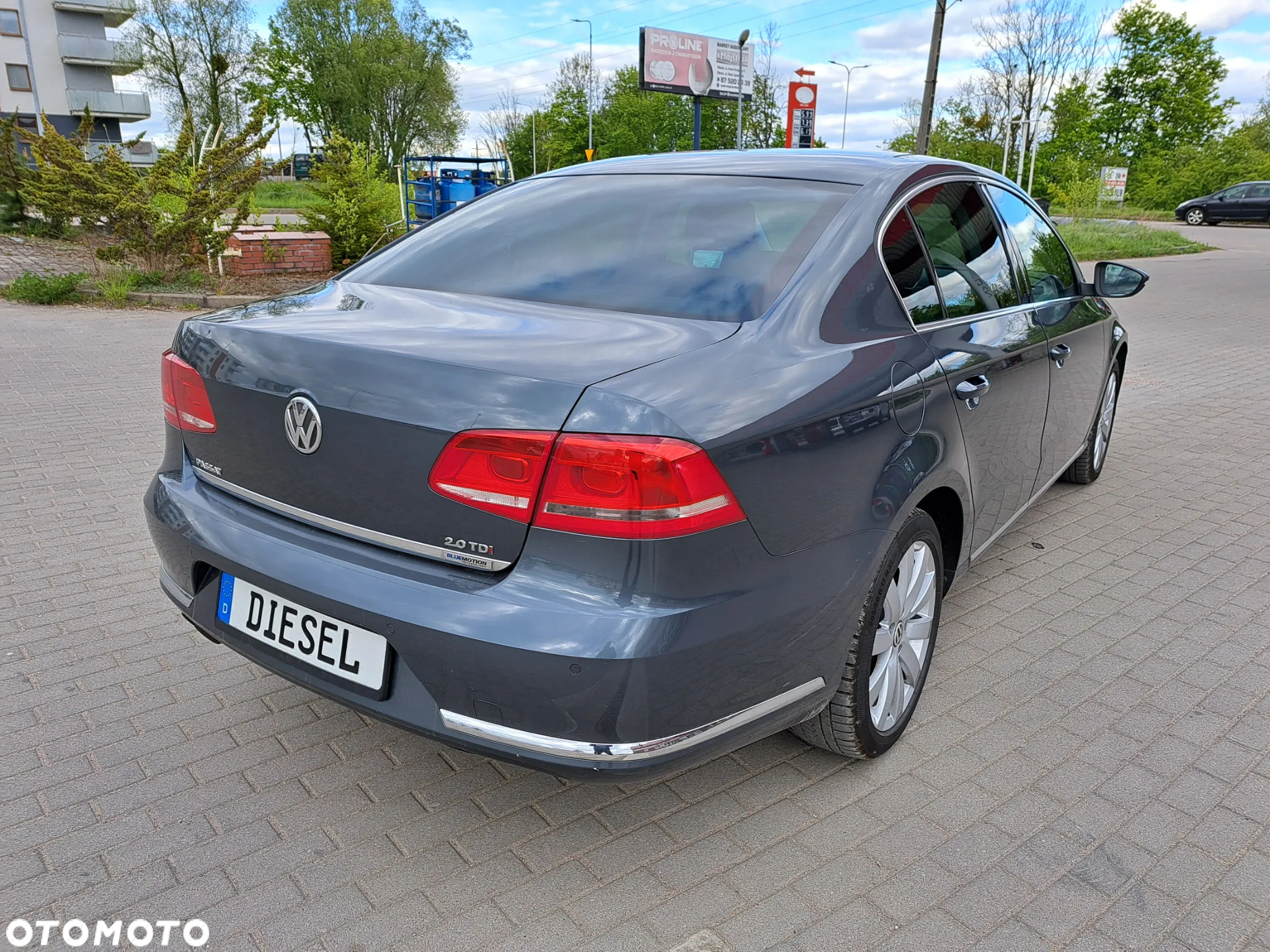 Volkswagen Passat - 8