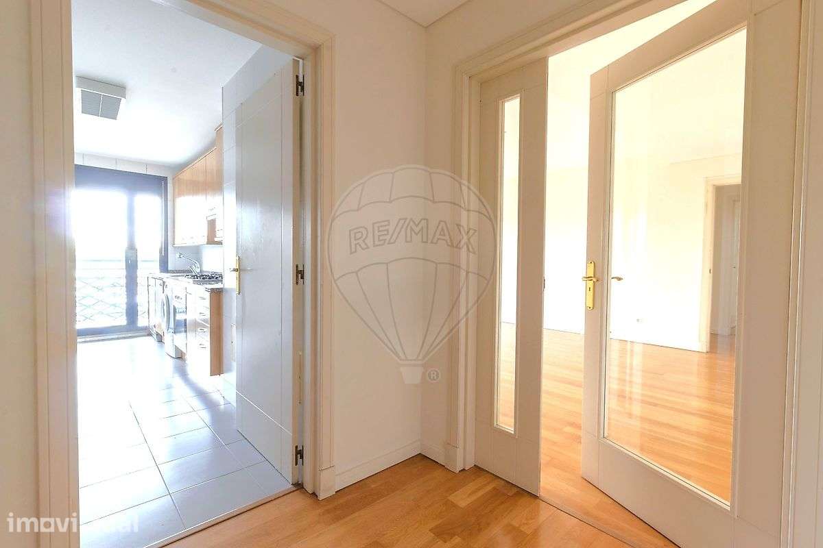 Apartamento T2 para arrendamento - Grande imagem: 3/36