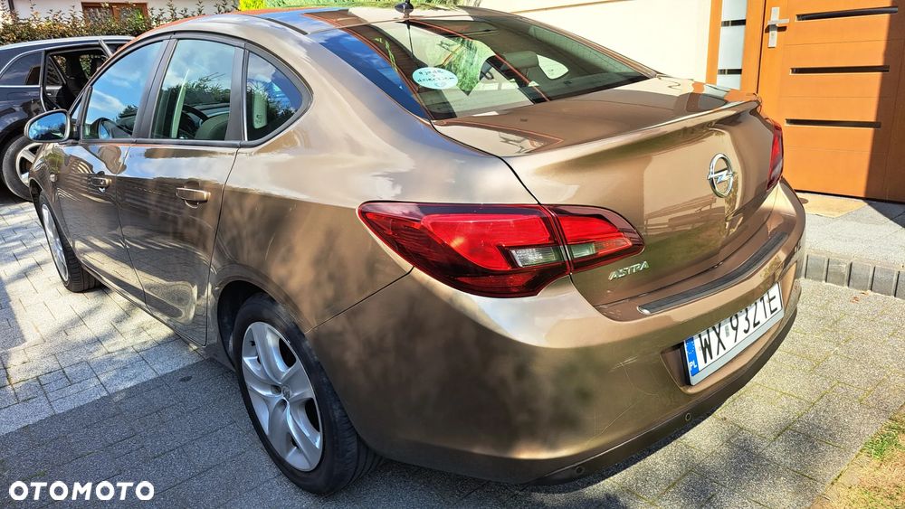 Opel Astra 1.6 Business - 7