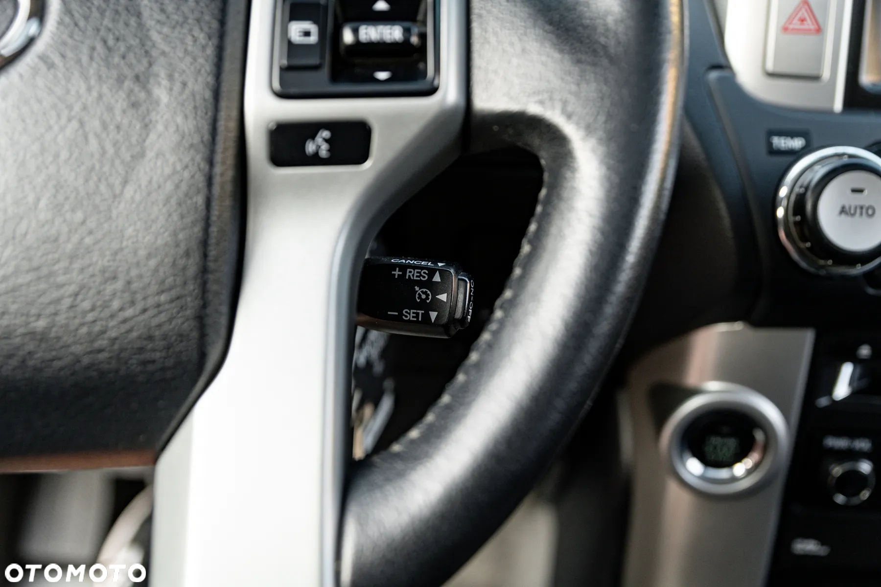 Toyota Land Cruiser LC 3.0 D-4D Premium 7os - 33