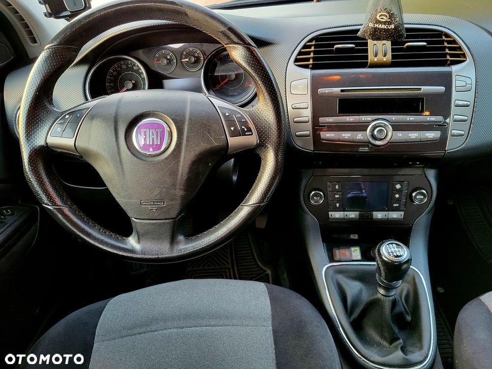 Fiat Bravo 1.9 Multijet 16V Emotion - 12