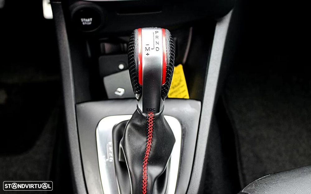Renault Clio TCe 220 EDC R.S. Trophy - 14