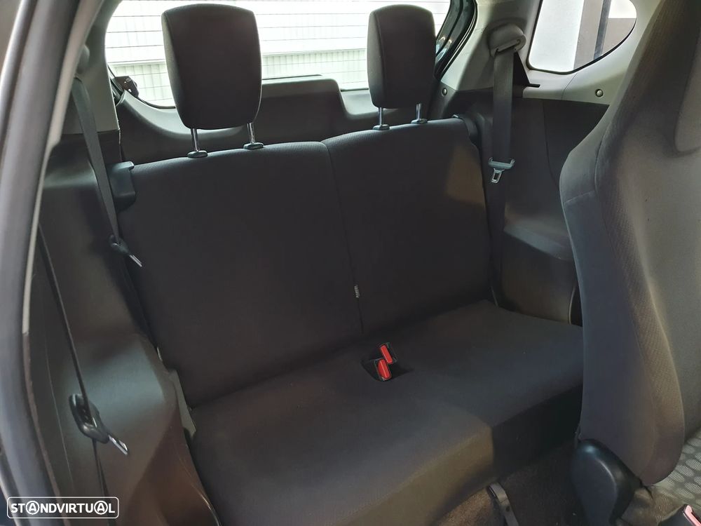 Toyota iQ 1.33 VVT-i - 5